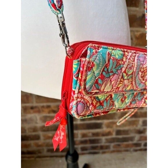 Vera Bradley Retired Print 2016 Paisley in Paradise  Crossbody wristlet - Picture 4 of 13